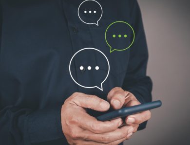 SMS marketing vs email marketing : lequel est le plus performant ?