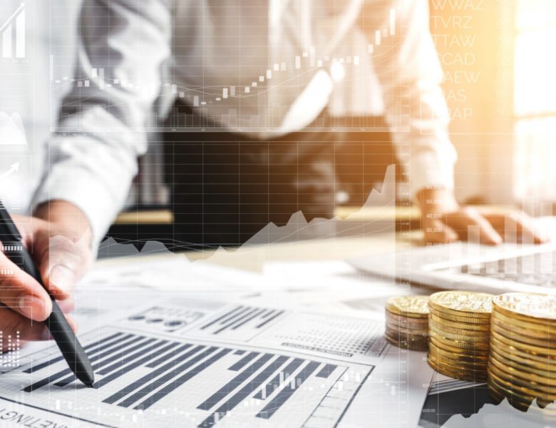 Fixer son TJM freelance : faut-il se baser sur le salaire brut ou net ?